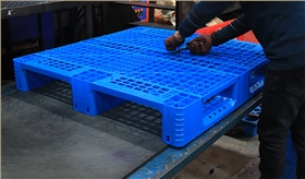 1100×1100塑料托盤 1100×1100塑料托盤