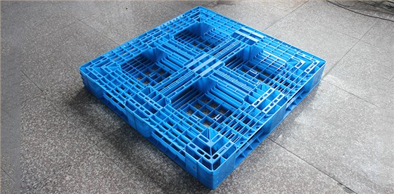 JSL-1111田字塑料托盤輕型(可堆碼) JSL-1111田字塑料托盤輕型(可堆碼)