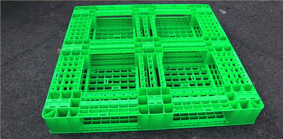 JSL-1212田字塑料托盤-綠(可堆碼) JSL-1212田字塑料托盤-綠(可堆碼)