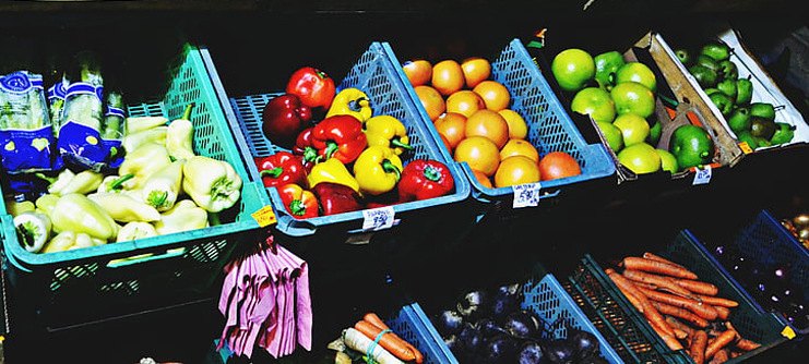 水果塑料周轉(zhuǎn)箱筐批發(fā)，快到筐里來！