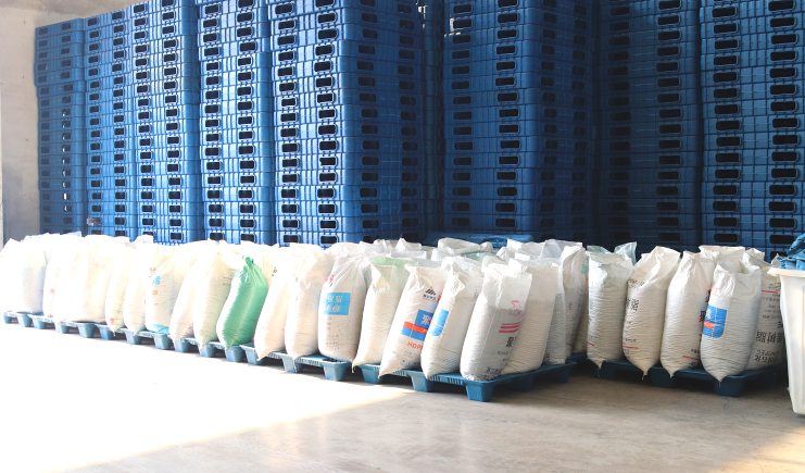 在哪些情況下使用，會(huì)影響吹塑托盤(pán)的使用壽命