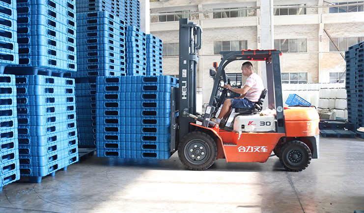 塑料托盤(pán)廠家淺談托盤(pán)的使用與管理維護(hù) 塑料托盤(pán)廠家淺談托盤(pán)的使用與管理維護(hù)