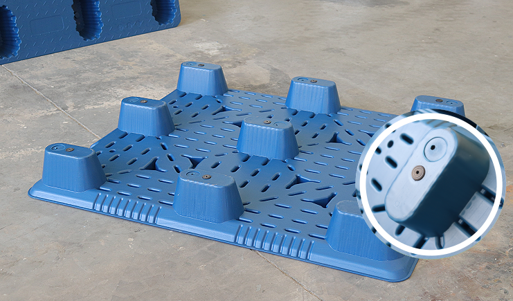 吹塑托盤這樣操作不會(huì)有劃痕，你知道嗎？