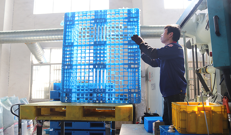 塑料托盤價(jià)格貴嗎？它有哪些優(yōu)勢(shì)呢？