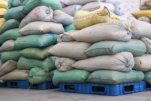 吹塑托盤對(duì)于貨物堆碼和倉儲(chǔ)使用有和優(yōu)勢(shì)？