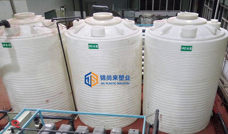 塑料儲罐:現代工業中的重要組成部分