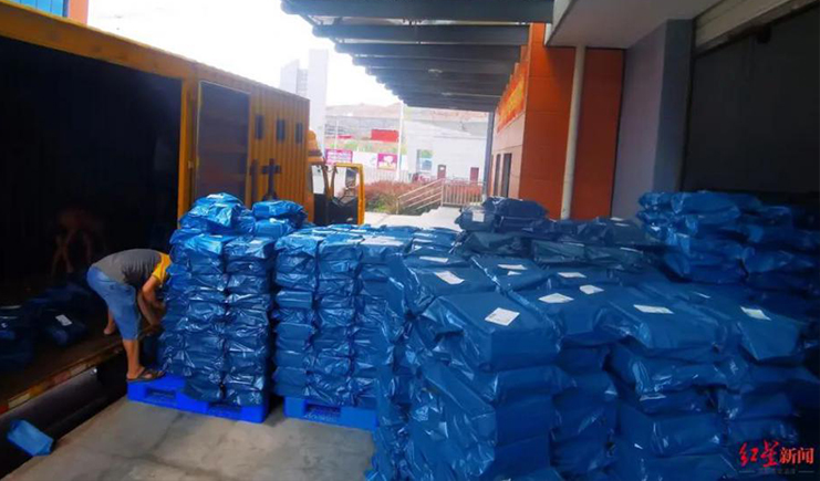 鴻星爾克物流塑料托盤 鴻星爾克物流塑料托盤