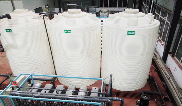 塑料儲罐采購安裝注意事項及標準